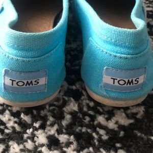 Toms Shoes - Bright Blue Toms Toms Shoes - Bright Blue Toms